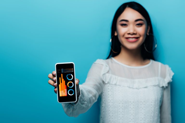 How to Create Snapchat Pictures in Bulk?