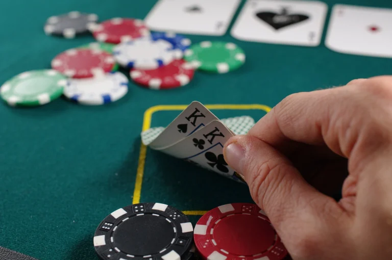 Let’s Dive into Poker Nights – Strategies, Hands, and the Art of Bluffing
