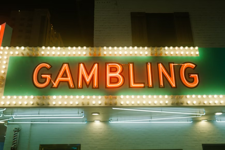 Secrets of a Successful Online Casino: What a Gambling Company Does Behind the Scenes